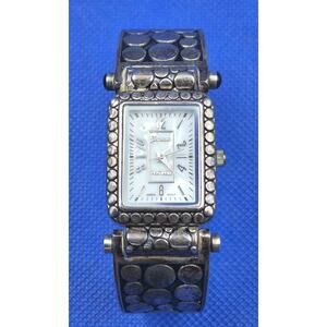 Vintage Geneva Platinum 7113 Ladies Silvertone Cuff Watch Studded Design